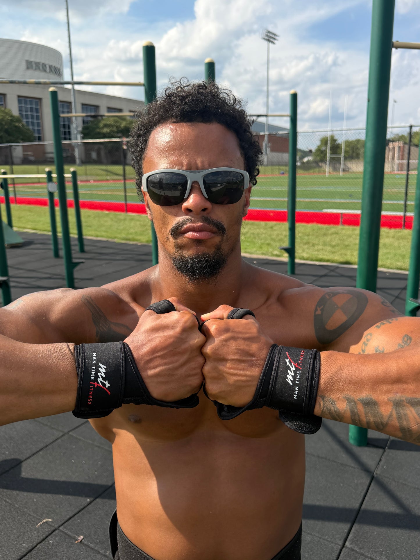 WRIST WRAP GLOVES